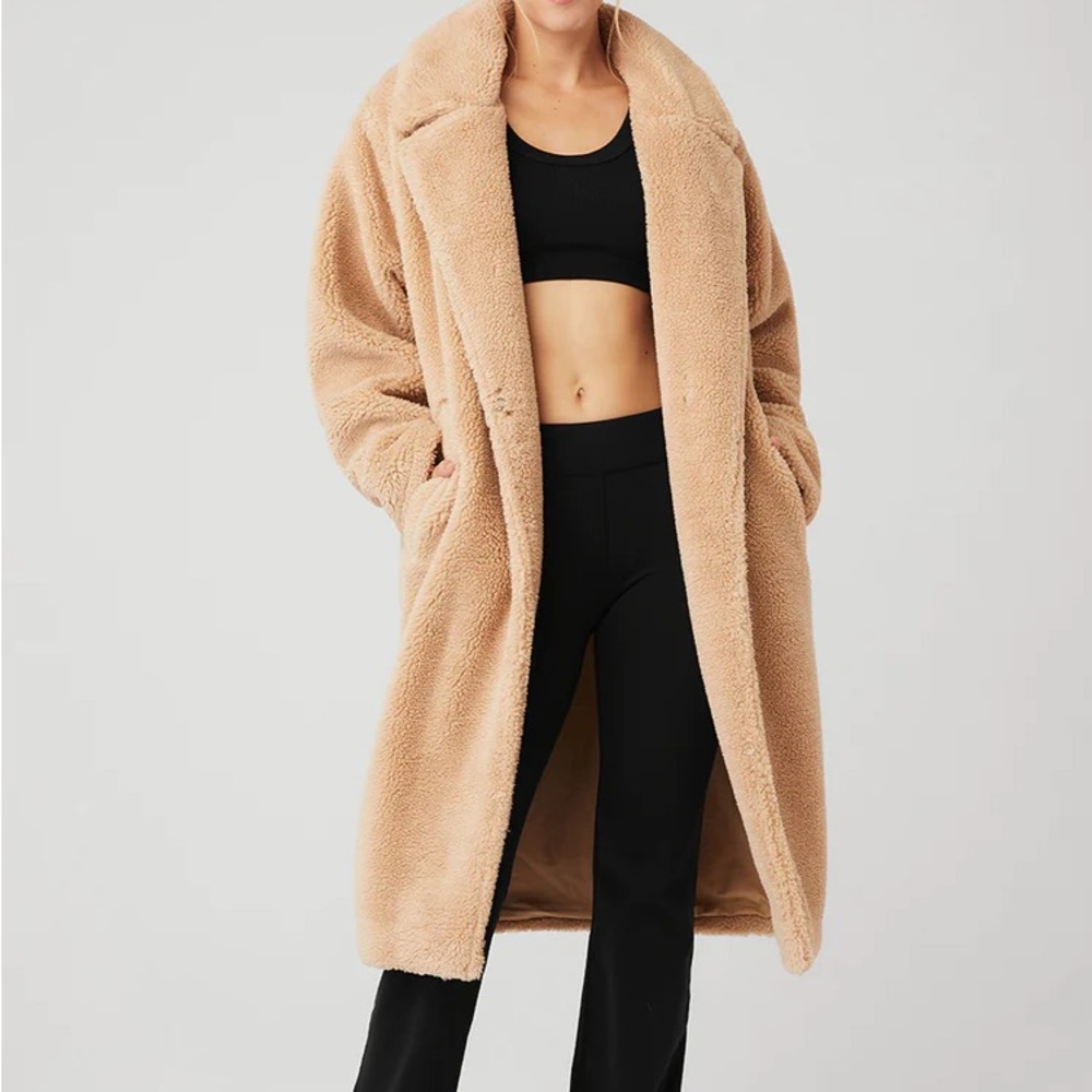 Alo Sherpa Coat size small